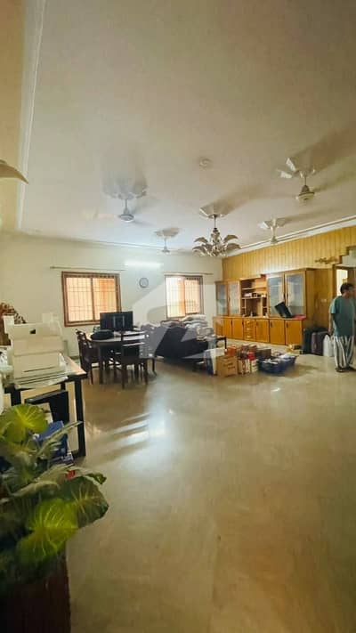Portion For Rent 400 Sq Yards 3 Bed Dd