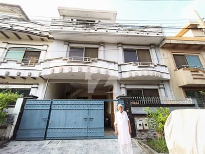 سوان گارڈن اسلام آباد میں 5 کمروں کا 7 مرلہ مکان 2.9 کروڑ میں برائے فروخت۔