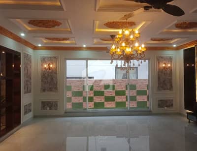 10 Marla House For sale In Beautiful Bahria Town - Sector C 10 Marla House For sale In Beautiful Bahria Town - Sector C