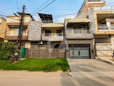 علامہ اقبال ٹاؤن ۔ پاک بلاک علامہ اقبال ٹاؤن,لاہور میں 6 کمروں کا 11 مرلہ مکان 6.25 کروڑ میں برائے فروخت۔ علامہ اقبال ٹاؤن ۔ پاک بلاک علامہ اقبال ٹاؤن,لاہور میں 6 کمروں کا 11 مرلہ مکان 6.25 کروڑ میں برائے فروخت۔