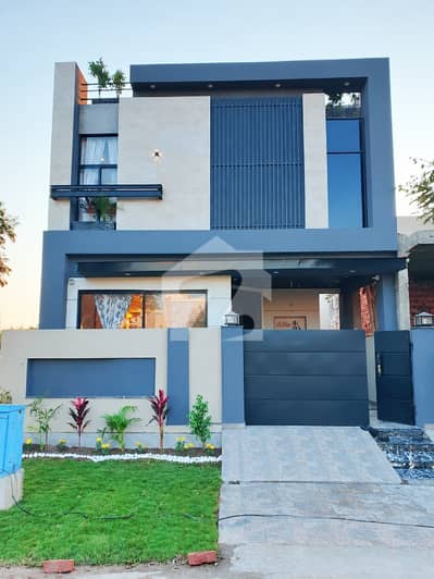 Spacious House Is Available In DHA 9 Town For rent Spacious House Is Available In DHA 9 Town For rent