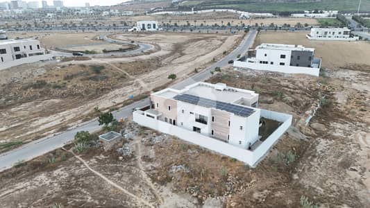 1000 Sq Yd Plot 700 Series Non Paid For Sale Precinct-17, Bahria Town Karachi Just 3 Mins Drive from Main Gate, Near Jinnah Avenue & Close to Theme Park | Ideal for Residence or Investment.
