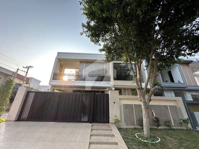 12.66 MARLA BRAND NEW LUXURY HOUSE FOR SALE 12.66 MARLA BRAND NEW LUXURY HOUSE FOR SALE