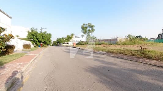 You Can Find A Gorgeous Residential Plot For sale In I-8