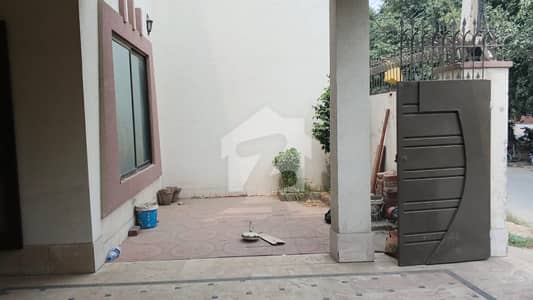 Aesthetic House Of 12 Marla For Rent Is Available