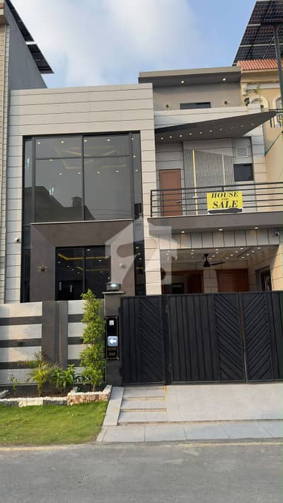 Prominently-Located Prime Location House Available In Park View City - Executive Block For sale Prominently-Located Prime Location House Available In Park View City - Executive Block For sale