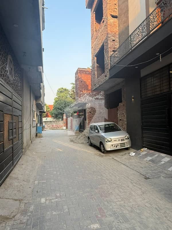 ڈیوس روڈ لاہور میں 4 کمروں کا 6 مرلہ بالائی پورشن 1.0 لاکھ میں برائے فروخت۔ ڈیوس روڈ لاہور میں 4 کمروں کا 6 مرلہ بالائی پورشن 1.0 لاکھ میں برائے فروخت۔