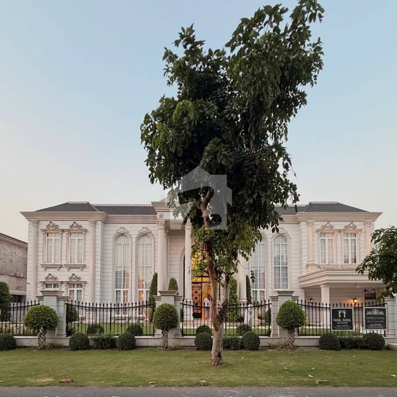 3 Kanal House Available 3 Kanal House Available