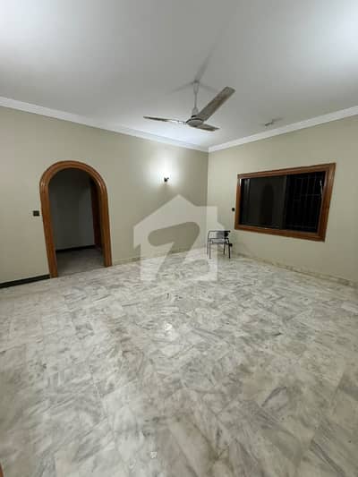 600 Yards Corner Bungalow For Rent In DHA Phase 7, Khayaban-E-Badban