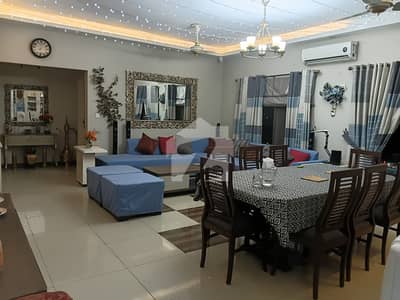 LEASED FLAT IN ASKARI 5 HAVING 3-BED 2700 SQUARE FEET FOR QUICK SALE