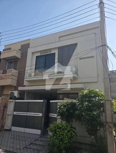 Spacious Corner House Is Available In Canal View Housing Scheme For sale