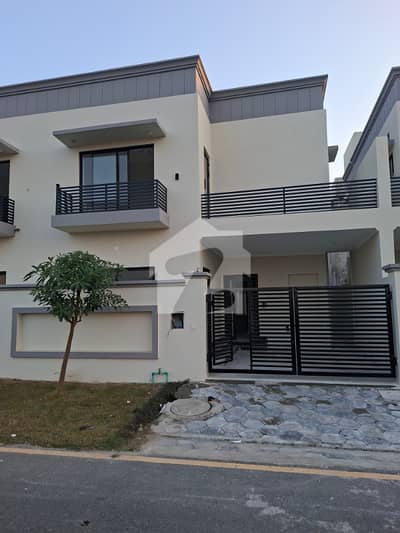 06 Marla Beautiful Brand New Villas For Sale