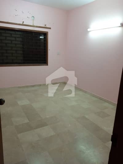 DHA PHASE 6 400 YARDS 6 BEDROOMS TWO UNIT BUNGALOW IS AVAILABLE FOR SALE