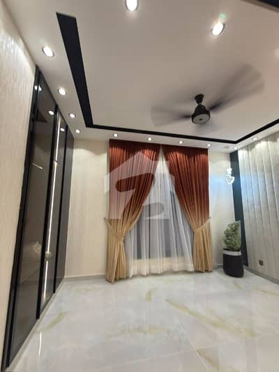 10 Marla Luxury Designer House Available For Sale In Bahria Enclave Islamabad.