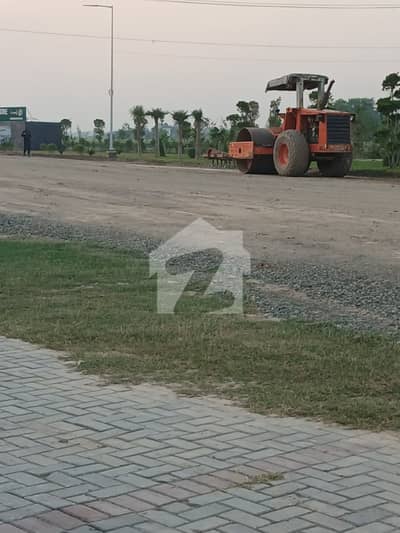 10 Marla Plot In Grand Residancia on Ground with plot number