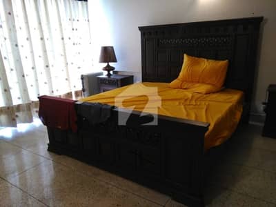 HOUSE FOR RENT IN F-8