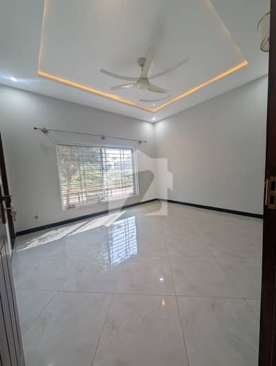 E-18 Health Enclave Islamabad Corner Nicely Built House