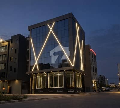 ڈی ایچ اے فیز 8 ڈی ایچ اے ڈیفینس,کراچی میں 8 مرلہ Studio عمارت 68.0 کروڑ میں برائے فروخت۔