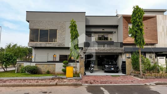 CHEAPEST HOUSE IN DHA 6 BED AND CORNER CHEAPEST HOUSE IN DHA 6 BED AND CORNER