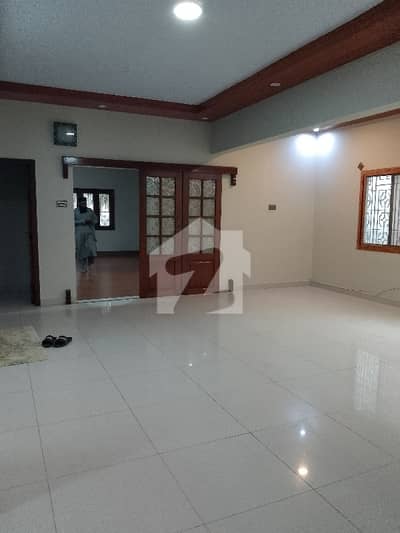 400 SQRYARD GROUND FLOOR 3BDD BLOCK 18 GULSHAN IQBAL