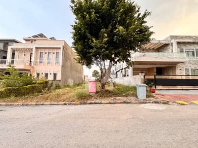 10 Marla Solid LOP Approved Plot In Sector B1 Bahria Enclave Islamabad