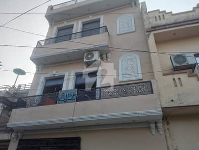 Get An Attractive Prime Location House In Awan Town Under Rs. 25000000