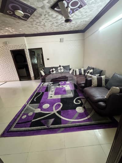 PORTION FOR SALE PECHS BLOCK 2, KARACHI 200 Square Yards Portion- 3rd Floor- 3 Beds DD Lounge- With Rooftop- Near Al-Falah Masjid, PECHS Block 2 Demand: PKR 4 Crore 25 Lac
