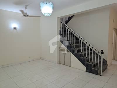 LUXURIOUS 4-BEDROOM DD/SD HOUSE FOR SALE