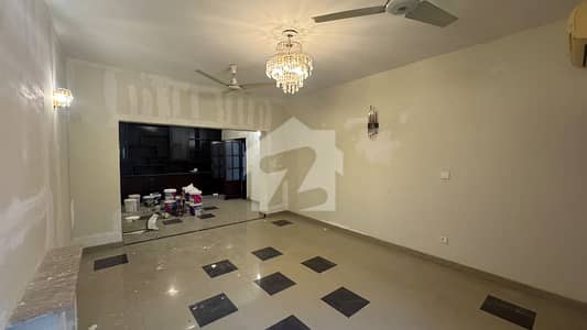 F-10 Full House 5 Bedroom With Solar System AC Available For Rent