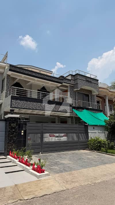 House For Sale Double Story , Top Location I-8/3 (3580) Sun Face Near Kichnar Park Owner Built House