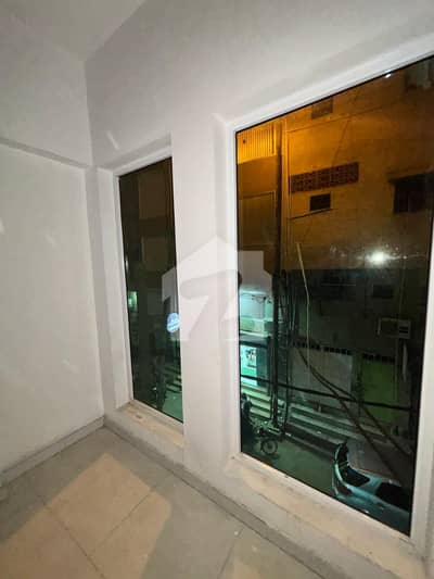 ڈی ایچ اے فیز 6 ڈی ایچ اے ڈیفینس,کراچی میں 2 مرلہ Studio دفتر 98.0 لاکھ میں برائے فروخت۔ ڈی ایچ اے فیز 6 ڈی ایچ اے ڈیفینس,کراچی میں 2 مرلہ Studio دفتر 98.0 لاکھ میں برائے فروخت۔
