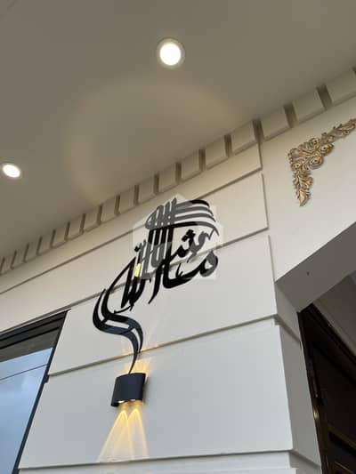 100 Sq Yrd Corner House Available for Sale in Diamond city 100 Sq Yrd Corner House Available for Sale in Diamond city
