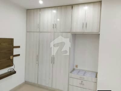 10 Marla Upper Portion 3Bed Attached Bathroom TvL Kitchen Tail Flooring Close To Canal Road And Emporium Mall
