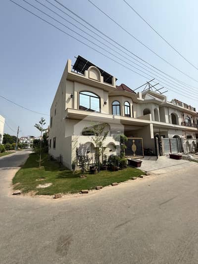 بش ایگزیکٹو ولاز ملتان میں 4 کمروں کا 6 مرلہ مکان 2.5 کروڑ میں برائے فروخت۔ بش ایگزیکٹو ولاز ملتان میں 4 کمروں کا 6 مرلہ مکان 2.5 کروڑ میں برائے فروخت۔