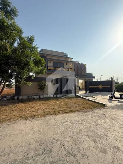 1 Kanal Fully Luxury Modern House for Sale DHA Multan (Q Sector) An outstanding 1 Kanal fully luxury Home