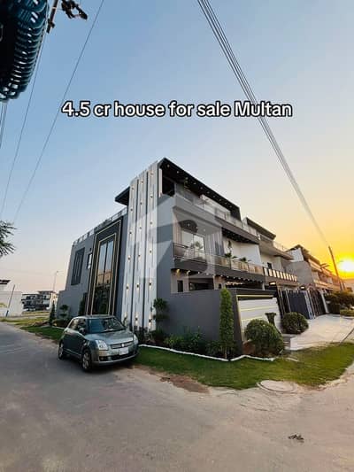 10 Marla Corner Triple Storey Fully Luxury Modern House for Sale Buch Executives Villas Multan  Manik Block   \Rooftop BBQ & Siting Area/
