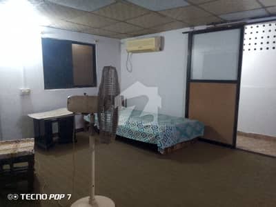ڈی ایچ اے فیز 2 ایکسٹینشن ڈی ایچ اے ڈیفینس,کراچی میں 1 کمرے کا 4 مرلہ کمرہ 37.0 ہزار میں کرایہ پر دستیاب ہے۔