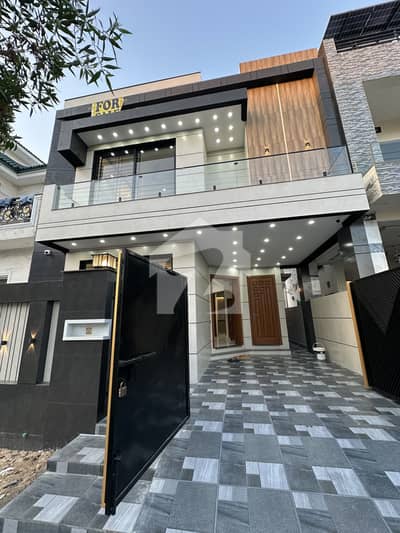 5 MARLA BRAND NEW HOUSE FOR SALE IN VALENCIA TOWN