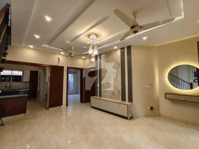 7 MRLA Brand New House For Sale In Usman Block 7 MRLA Brand New House For Sale In Usman Block