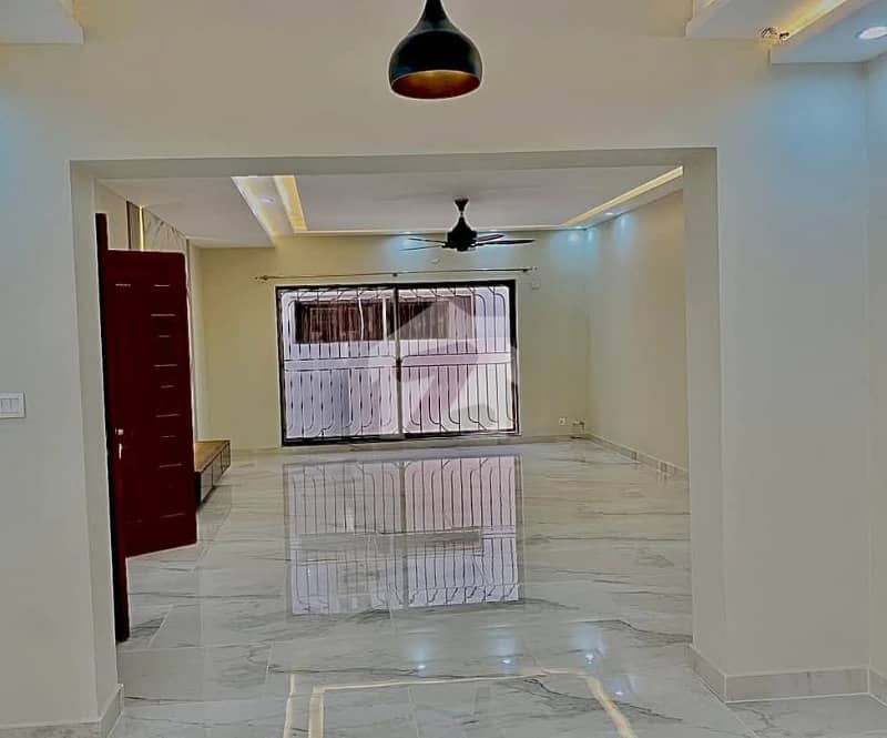 Luxury 5 Bed House For Rent In Askari 10 Luxury 5 Bed House For Rent In Askari 10