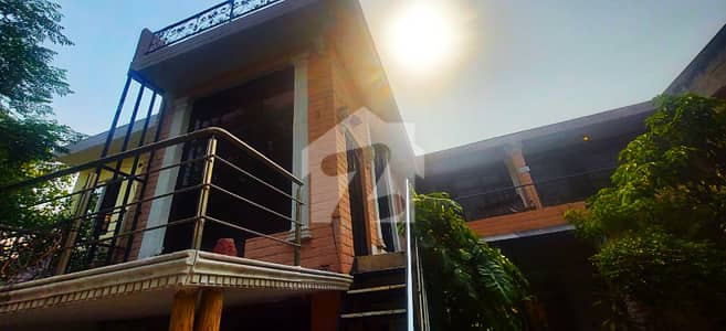 5 Bedroom Park Facing House for Sale in Gulberg III Lahore Near Firdous Market