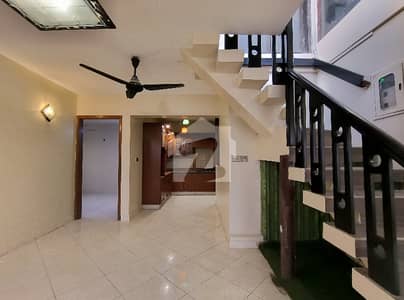 5 Bed DD Duplex Penthouse for Rent | 2,400 Sq Ft | West Open