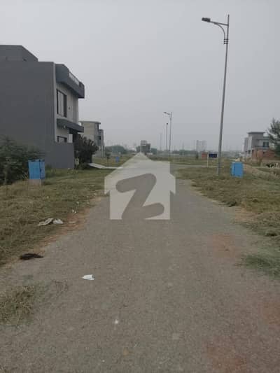 ڈی ایچ اے فیز 6 ڈی ایچ اے ڈیفینس,لاہور میں 5 مرلہ رہائشی پلاٹ 1.15 کروڑ میں برائے فروخت۔ ڈی ایچ اے فیز 6 ڈی ایچ اے ڈیفینس,لاہور میں 5 مرلہ رہائشی پلاٹ 1.15 کروڑ میں برائے فروخت۔