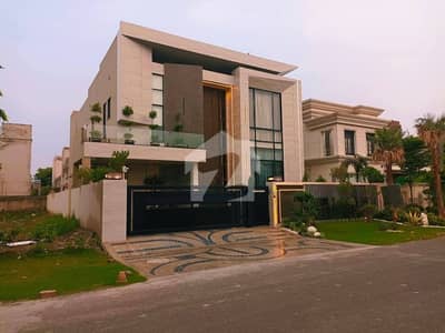 10 marla House for Sale in DHA Phase 2, Sector J 6 Bedrooms