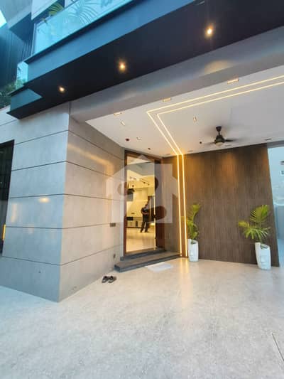 10 Marla Luxury Upper Portion For Rent In Lahore 10 Marla Luxury Upper Portion For Rent In Lahore