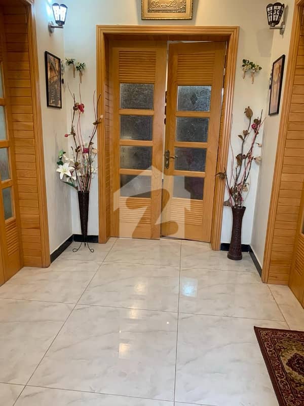 1 Kanal Uper Portion House Available For Rent 1 Kanal Uper Portion House Available For Rent