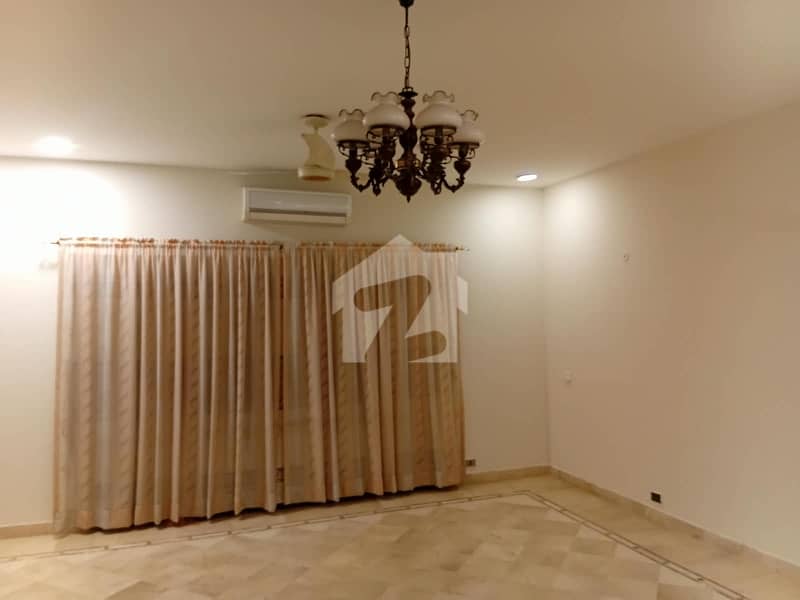 GROUND FLOOR PORTION FOR RENT GROUND FLOOR PORTION FOR RENT