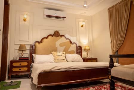 2 BED LUXURY FULLY FURNISHED APARTMENT AVAILABLE FOR RENT PRIME LOCATION AT BAHRIA TOWN LHR
