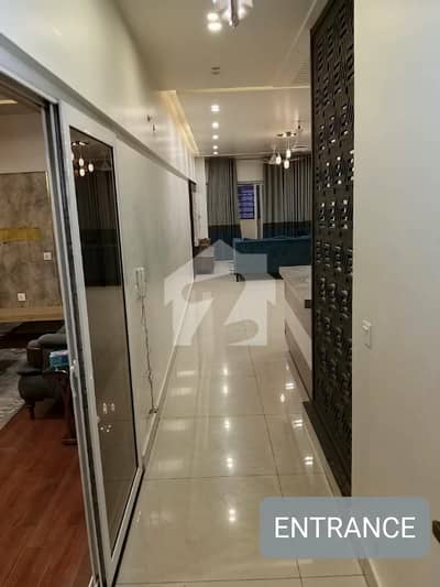 Luxury 3 Bed DD Flat for Rent, 1,800 Sq Ft, Main Shaheed-e-Millat Road