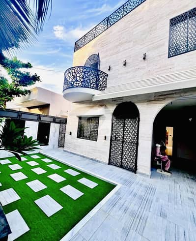 250 yards Duplex Bungalow renovated Near Shaheen Available for sale
